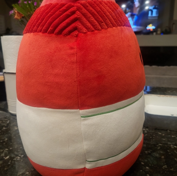 ILLIA SIRACHA SQUISHMALLOW 16" - Picture 4 of 7